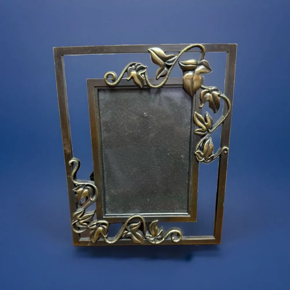 The Watson Gallery 3.5x5 Vintage Metal Photo Frame Art Nouveau Leaves Bronze